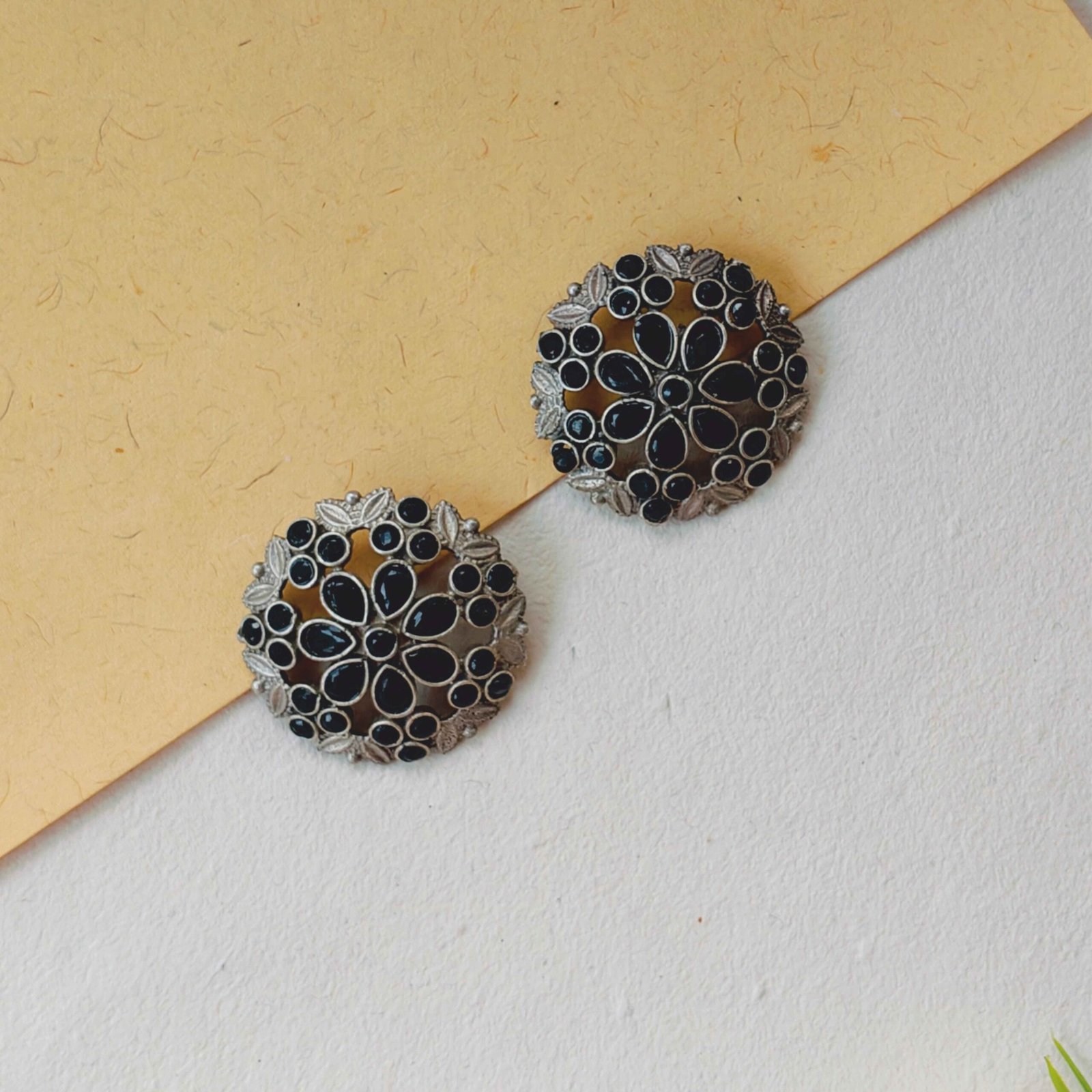 Black Stone Brass Stud